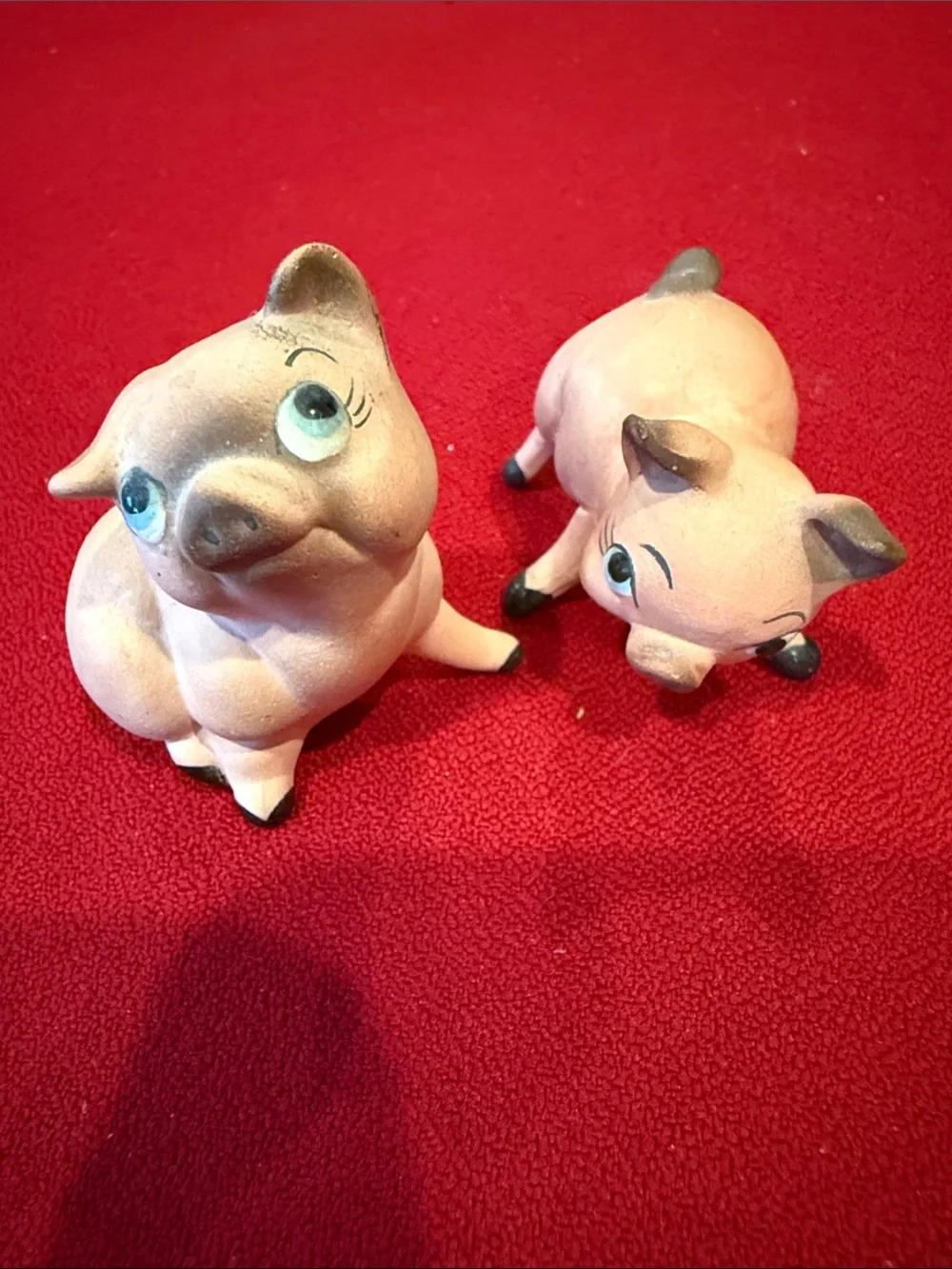 Vintage Pink Ceramic Pig Figurine Pair for Small Pet Displays Freeman McFarlin